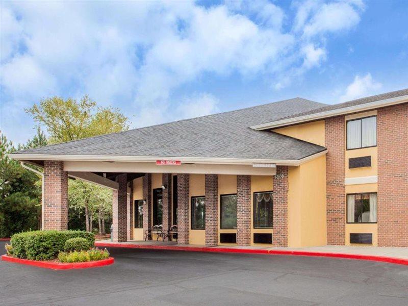 Baymont By Wyndham Smyrna Hotel Kültér fotó