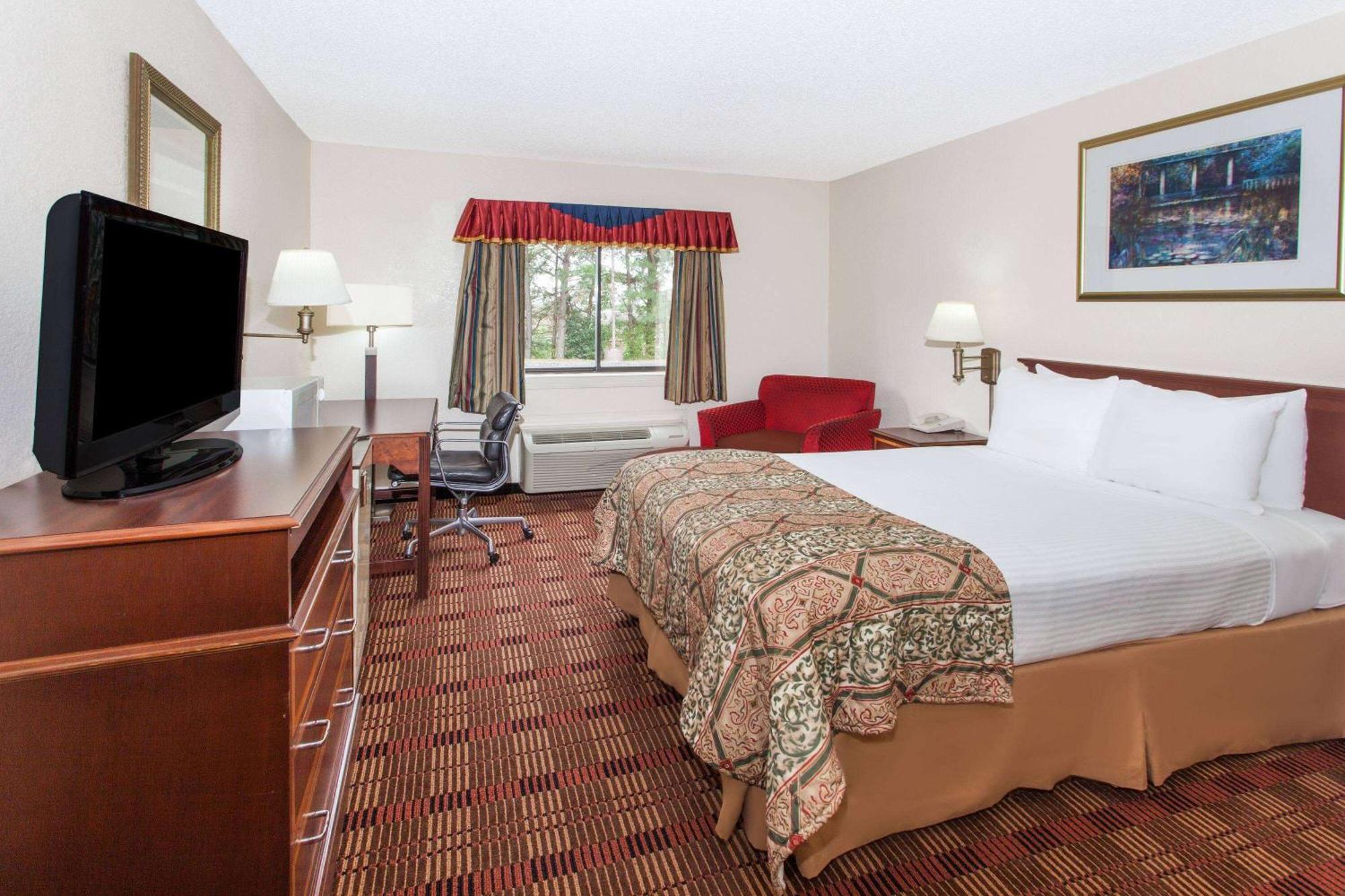 Baymont By Wyndham Smyrna Hotel Kültér fotó